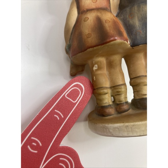 Vtg Set of 3 Hummel Figure Coquettes 179, Happy Birthday 94, Surprise 176 - Picture 13 of 16